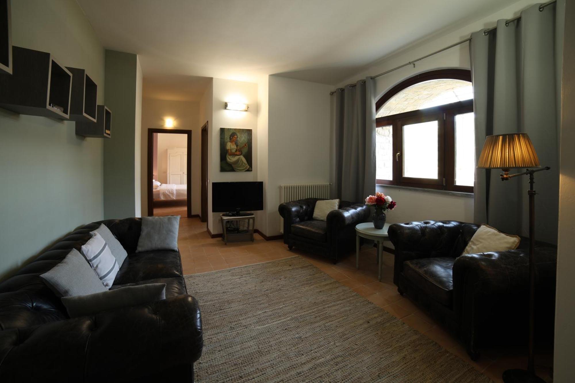 Aparthotel Ht Castello Di Campolongo Valfabbrica Exteriér fotografie