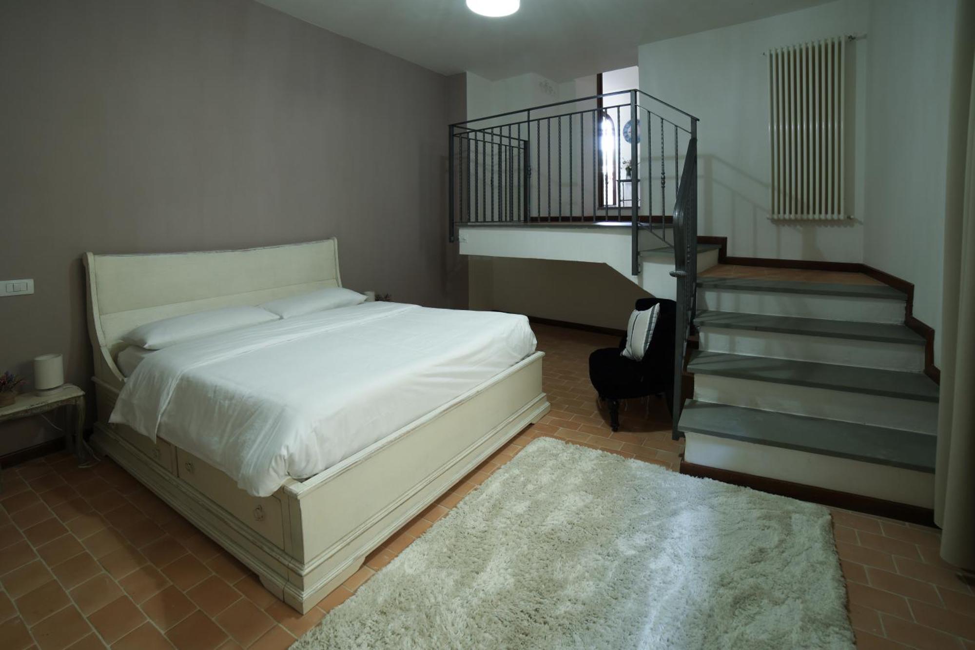 Aparthotel Ht Castello Di Campolongo Valfabbrica Exteriér fotografie